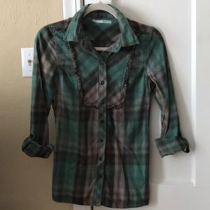 Women’s Soft Flannel Button-up Shirt